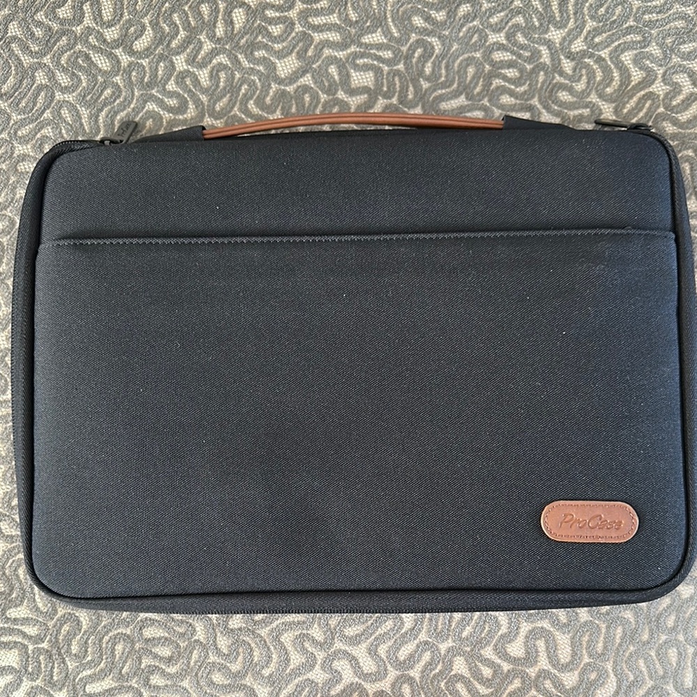 Laptop case.